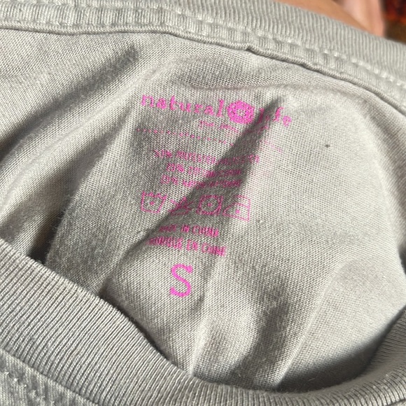 Natural Life “Always Take the Scenic Route” Tee - Picture 4 of 5